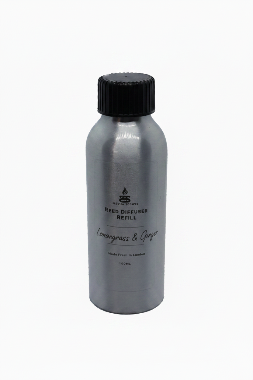 Lemongrass and Ginger Simple Scents Excellence Reed Diffuser Refill - 100ml silver aluminium bottle with black screw cap and Simple Scents logo, front view on white background