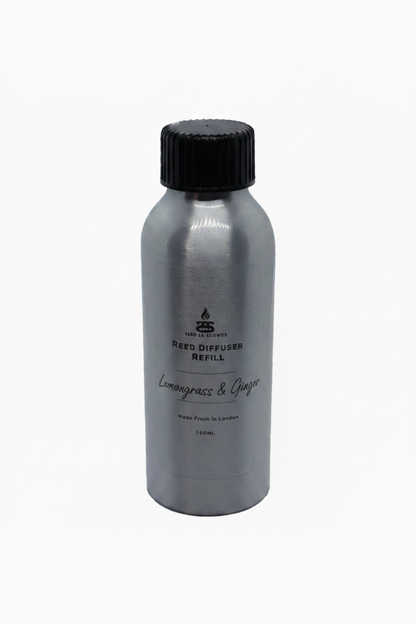 Lemongrass and Ginger Simple Scents Excellence Reed Diffuser Refill - 100ml silver aluminium bottle with black screw cap and Simple Scents logo, front view on white background